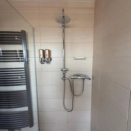 Skol شْتراسين